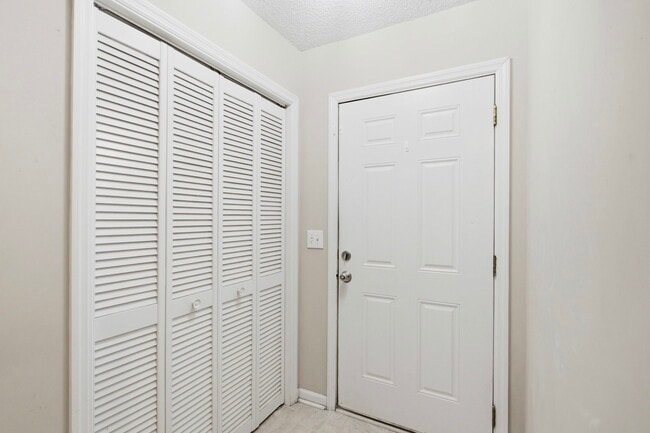 Photo - 1860 Piper Dr