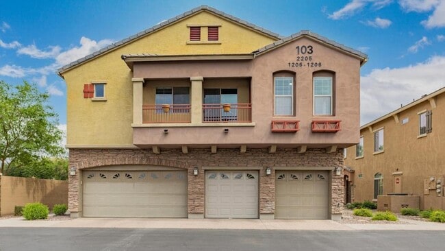 Building Photo - 1350 S Greenfield Rd