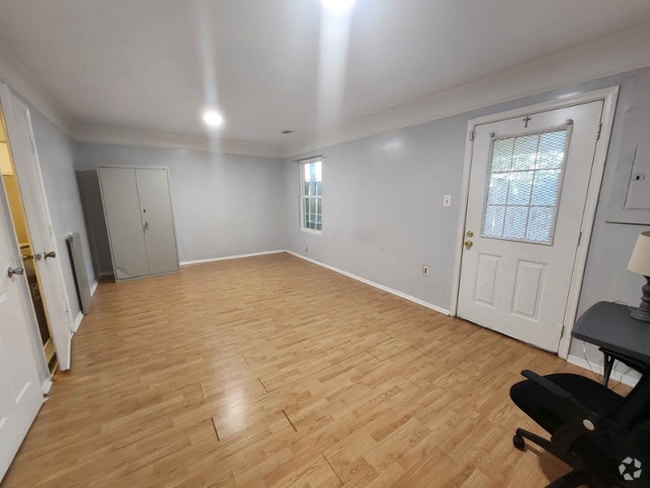 Building Photo - 46704 Sandalwood Square Rental