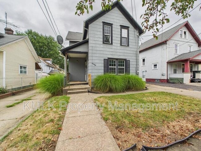 Photo - 666 Kling St