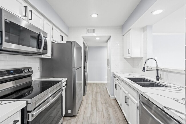 Photo - 14600 Fonmeadow Dr Unit 602