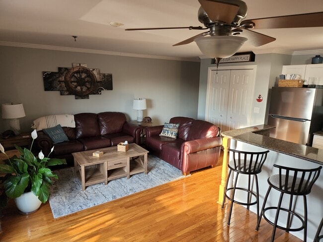 Photo - 131 Lake St Unit 228