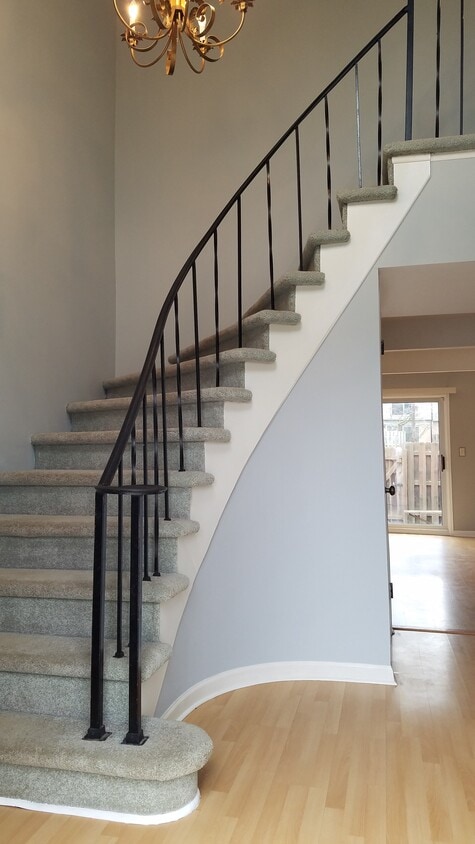 Foyer - 3541 Burbank Dr (Ann Arbor, MI)