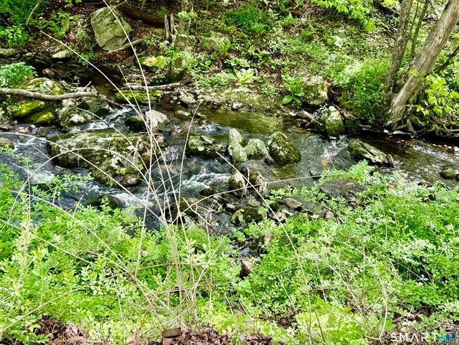 Photo - 277 Lake Rd