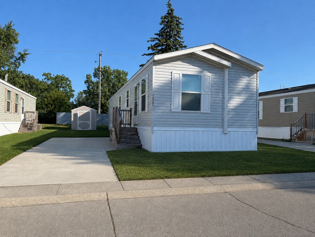Building Photo - 16161 Normandy St