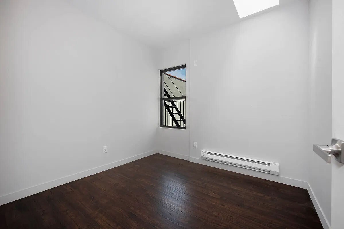 Photo - 171 Attorney St Unit 6A