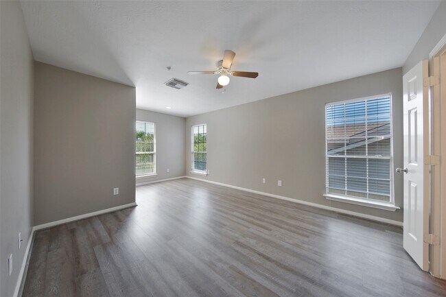 Photo - 2710 Grants Lake Blvd Unit S6