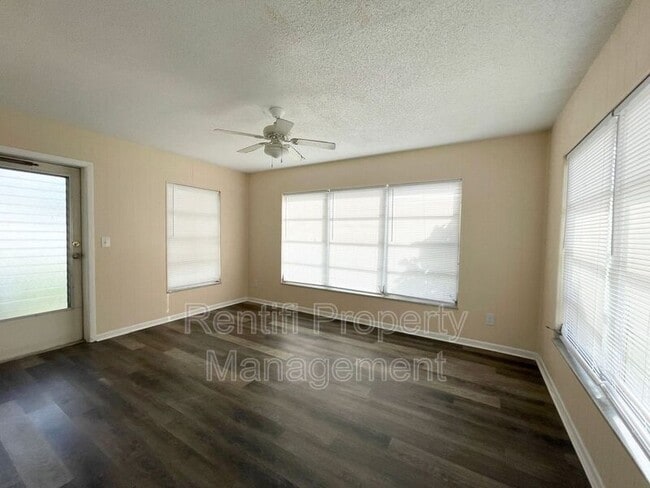 Photo - 335 Beachwood Rd