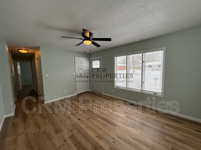 Photo - 800 Maumee Dr