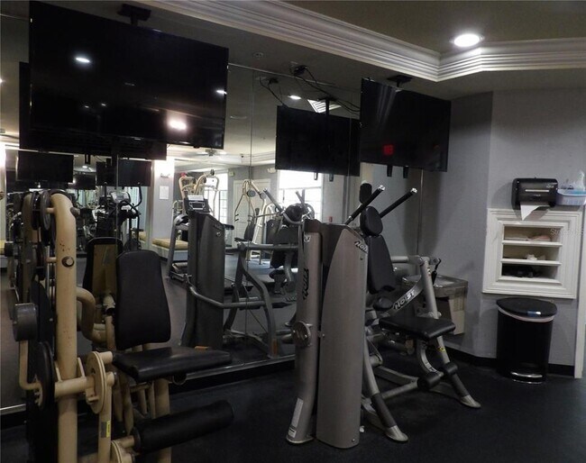 Photo - 5550 E Michigan St Unidad 1108