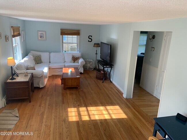 Photo - 30 Borden St