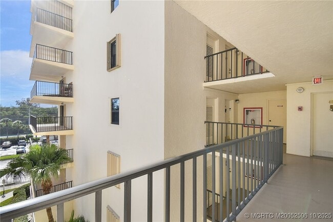 Photo - 10044 S Ocean Dr Unit 401