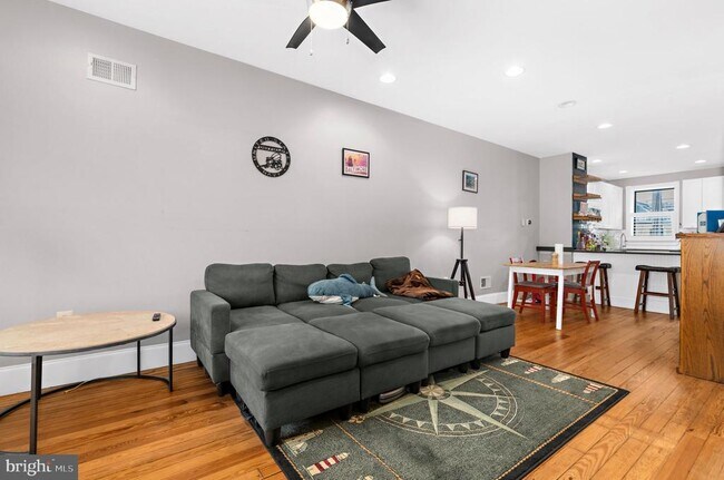 1511 E Fort Ave