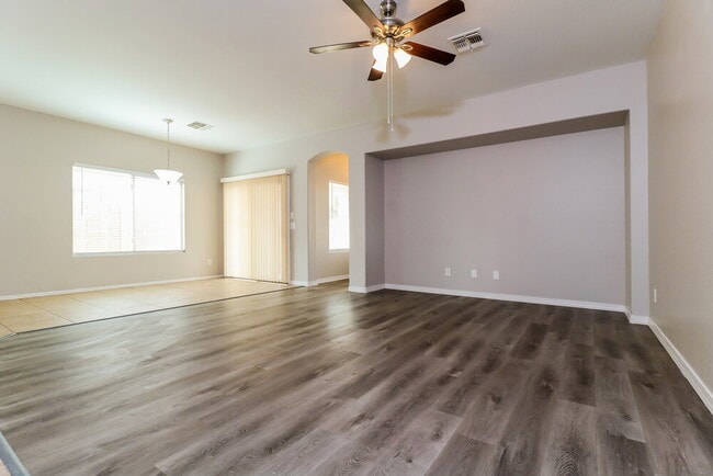 Photo - 25826 W Pleasant Ln