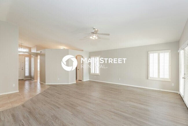 Photo - 3 Bedroom Pet-Friendly Home in Phoenix, AZ with Main Street Renewal