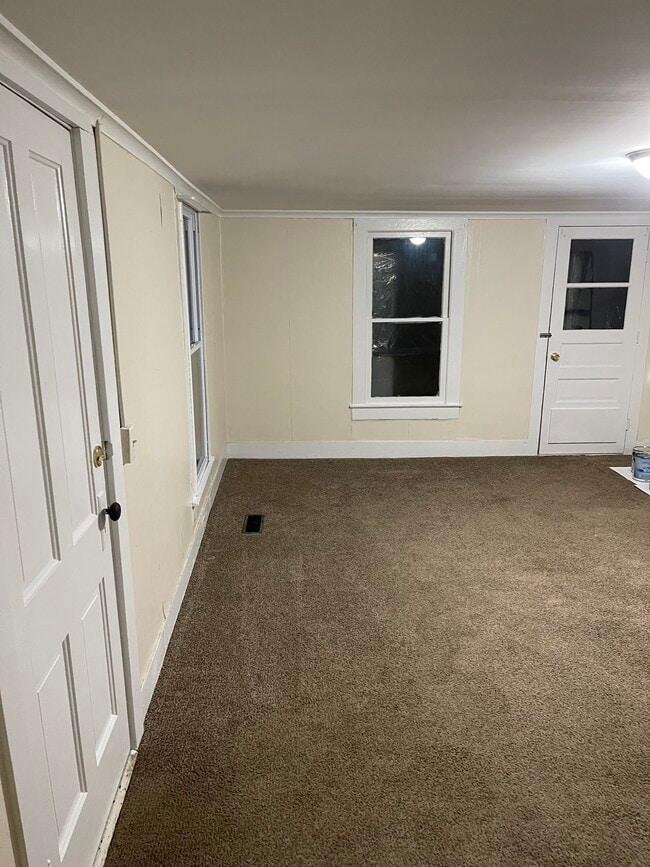 Photo - 215 N Irvine St