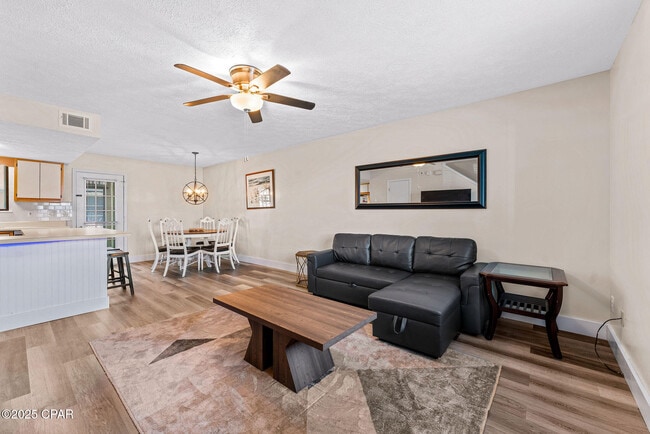 Photo - 120 Bonnie Ln