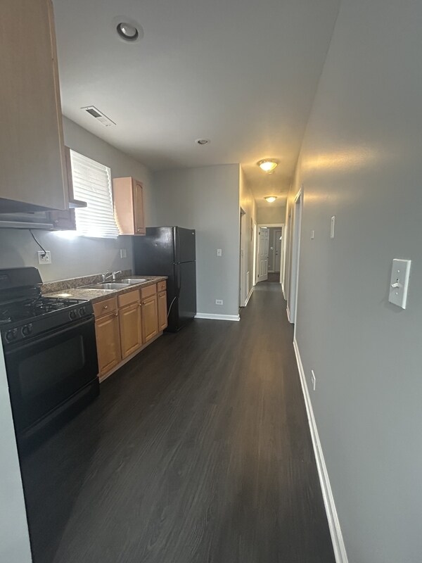 Photo - 4936 S Loomis Blvd