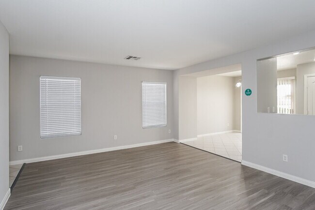 Photo - 186 Carlsbad Caverns St