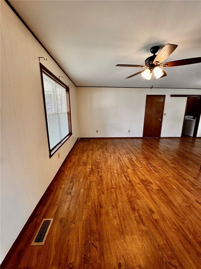 Photo - 307 SW 12th St