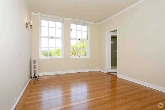 1BR, 2BA