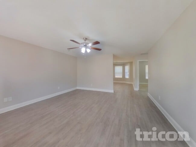 Photo - 189 Park Pl Dr