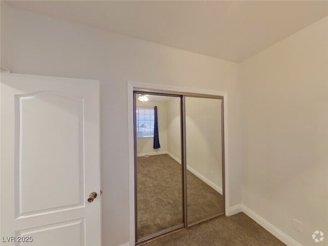 Building Photo - 1508 Truett St Unit 204 Rental