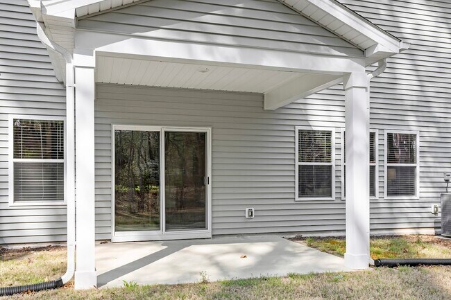 Photo - 1105 Umstead Grv Wy