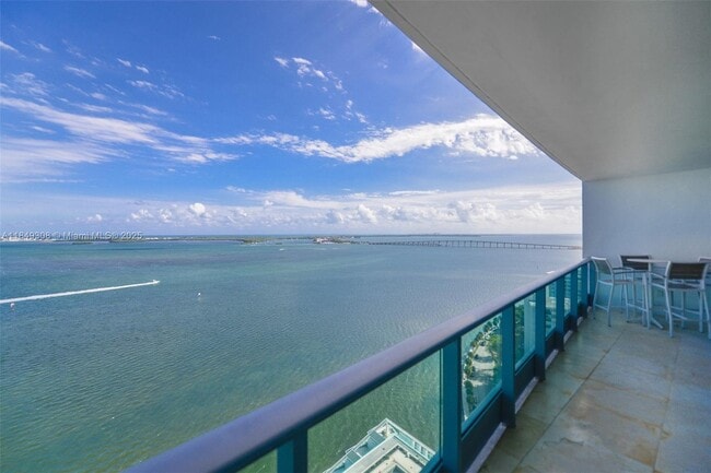 Building Photo - 1331 Brickell Bay Dr Rental