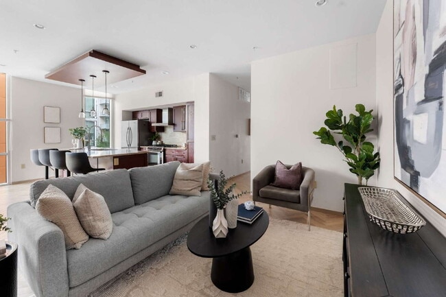 Photo - Sophisticated Living on Barton Springs Unit #5301