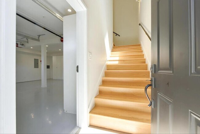 Photo - 421 Harrison Ave