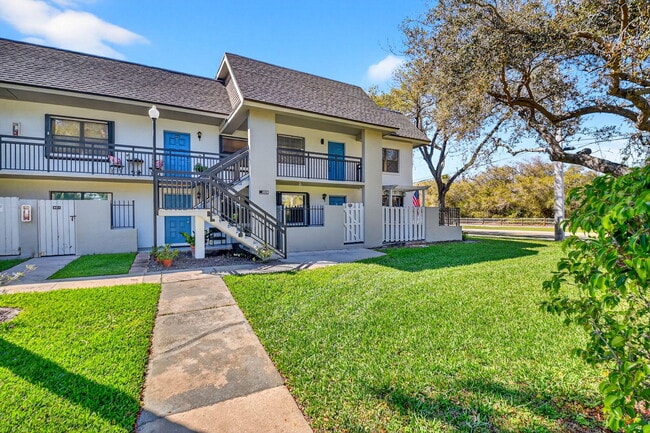 Photo - 2018 SW 29th Ct Unit 0642