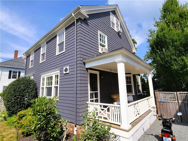 Building Photo - 60 Prairie Ave