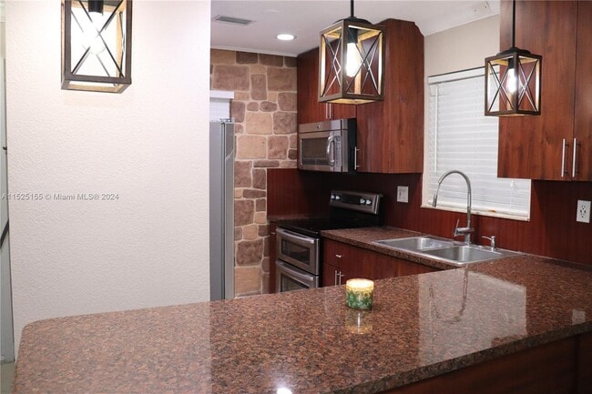 Photo - 19259 SW 118th Pl