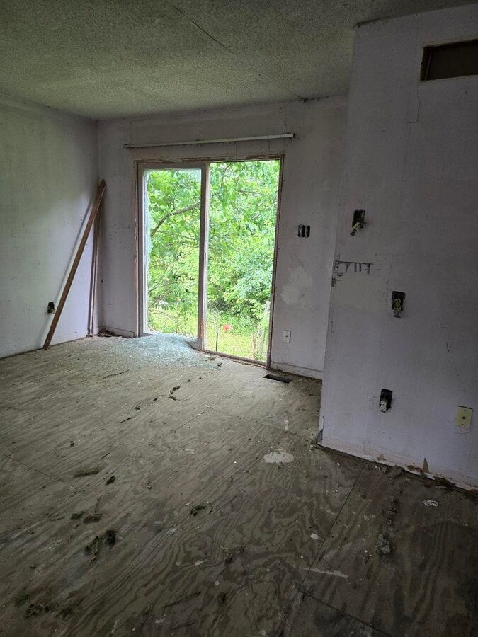 Photo - 416 W Krekel St