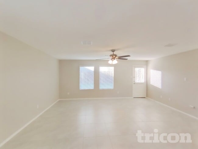 Photo - 1732 Clairborne Ct