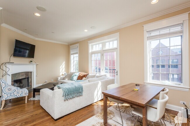 Photo - 2730 N Lincoln Ave Unidad 4