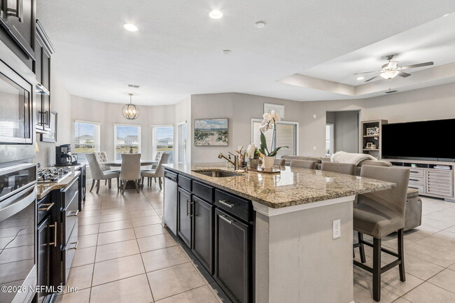 Photo - 444 Ness Cir