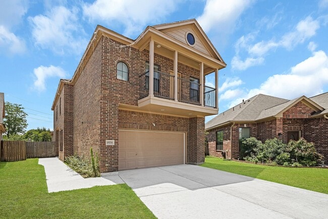 Photo - 15711 Edo Cir