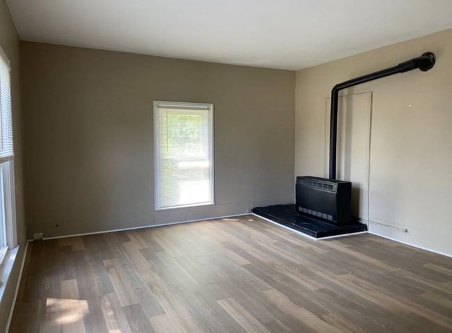 Photo - 522 Fleming St