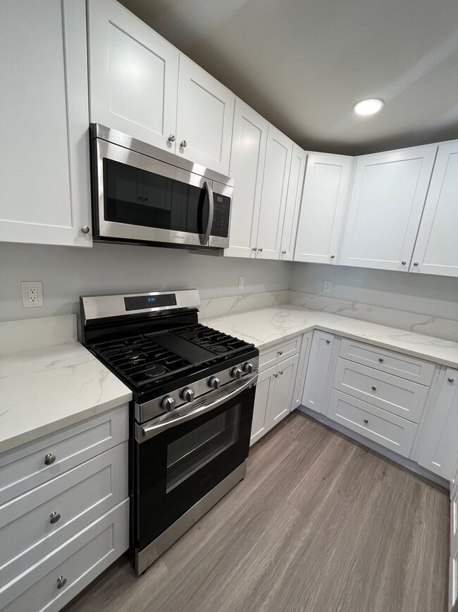 Photo - 333 Lansing Cir Unidad 333-D