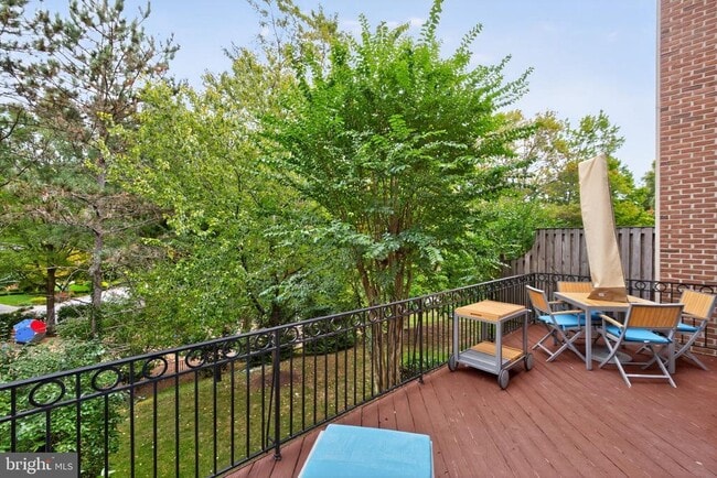 Photo - 4015 Mansion Dr NW