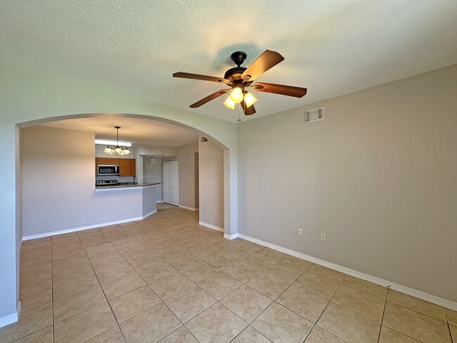 158 SW Peacock Blvd