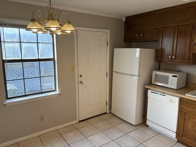 Photo - 13928 Hurstland Dr SW