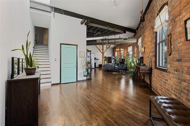 Photo - 2220 S Harwood St Unidad 206