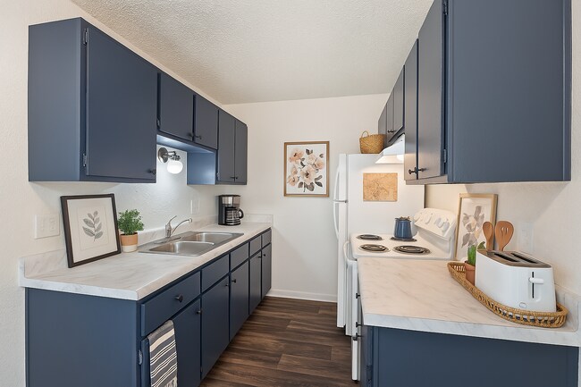 Photo - 1397 Laredo St