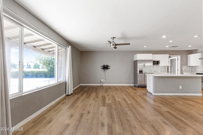 Photo - 1832 E Campbell Ave