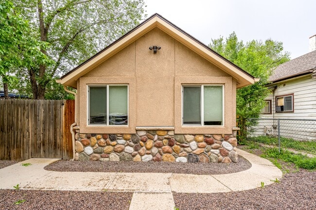 Photo - 2909 W Kiowa St House
