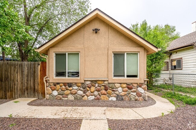 Building Photo - 2909 W Kiowa St Rental