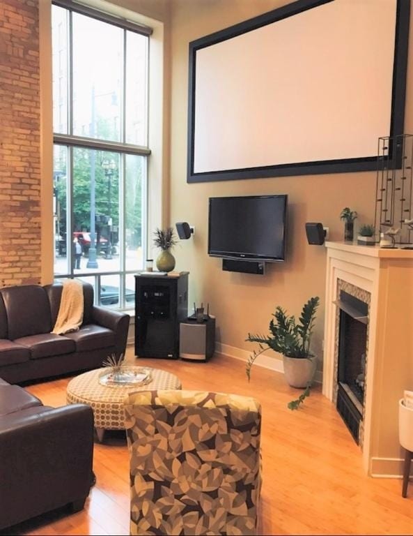 Photo - 65 Monroe Center St NE